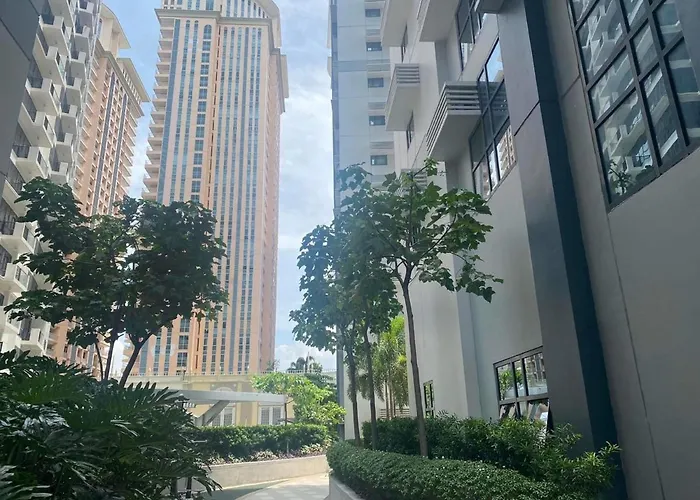 Apartment At Viceroy T4 Florence Way Manila